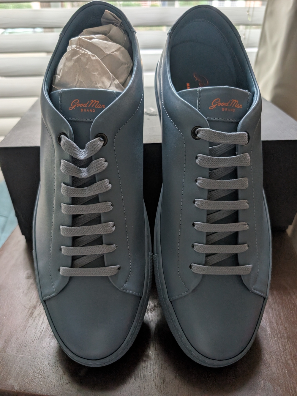 Good Man Edge Avion Blue Leather  Low-Top Sneakers Size 11 - NWOT
